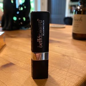 Bellàpierre Mineral Lipstick 💄 in Ruby